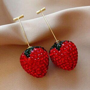 Strawberry drop earrings A638